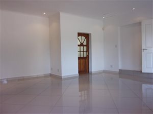 120 m² Commercial space in Brackenhurst