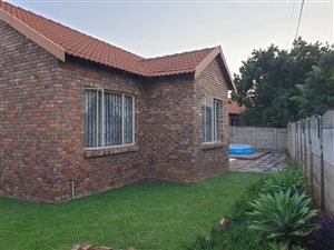 3 Bed Simplex in Claremont