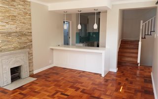 2 Bedroom Townhouse in Kenilworth