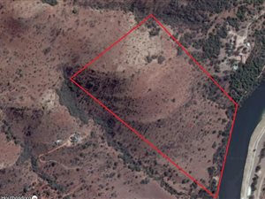 11.6 ha Farm in Broederstroom