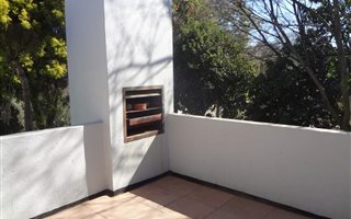 3 Bedroom Apartment in Gallo Manor