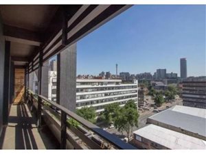 1 Bed Apartment in Maboneng