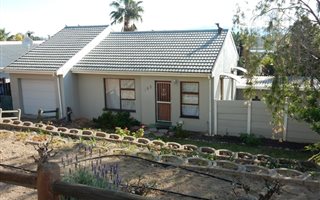 3 Bedroom House in Berg En Dal