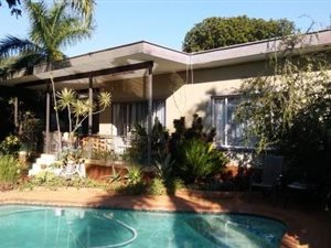 4 Bed House in Tileba