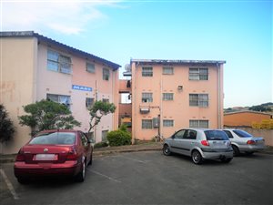 3 Bed Apartment in Oaklands