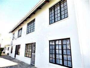 2 Bed Flat in Dormehlsdrift