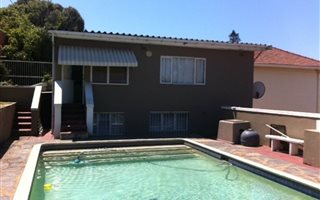 2 Bedroom House in Bluff