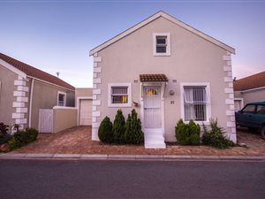 2 Bed House in Somerset Ridge
