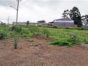 7106 m² Land available in Mthata