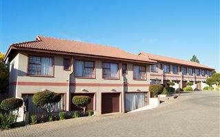 2 Bedroom Apartment in Pioneer Park