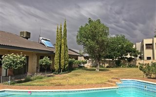 5 Bedroom House in Universitas