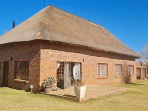 3 Bed House in Bainsvlei