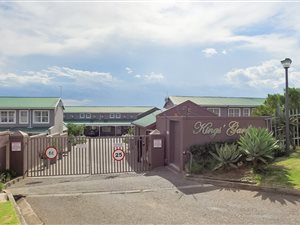 2 Bed Apartment in Kingswood