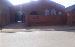 3 Bedroom House in Doornkop