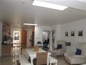 3 Bed House in Oaklands