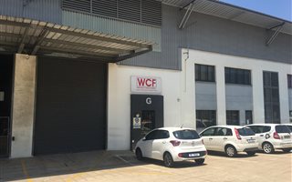 585 m² Industrial space in Briardene