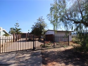 3 Bed House in Oudtshoorn