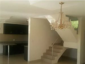 3 Bed Apartment in Red Hill
