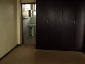2 Bed Flat in Illovo Beach