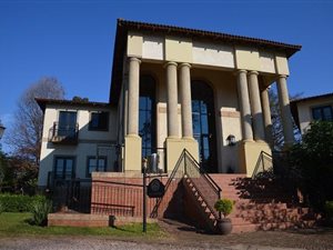 1 m² Commercial space in Hillcrest Central