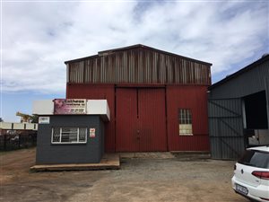 800 m² Industrial space in Vulcania