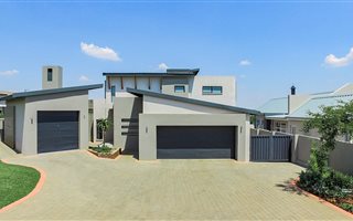 4 Bedroom House in Midstream Ridge Estate