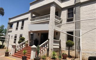 716 m² Commercial space in Eastgate