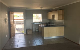 2 Bedroom Townhouse in Kensington