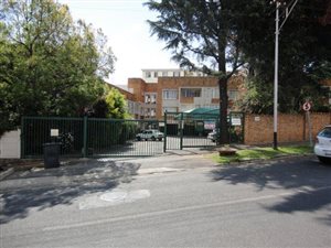 2 Bed Apartment in Craighall Park