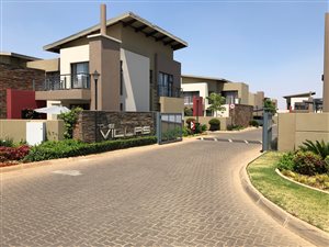 3 Bed Townhouse in Glen Eagles Estate