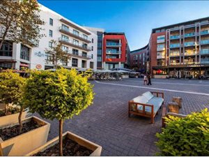 631 m² Commercial space in Melrose Arch