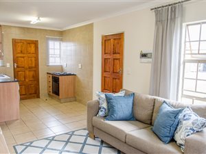 3 Bed House in Thatch Hill Estate