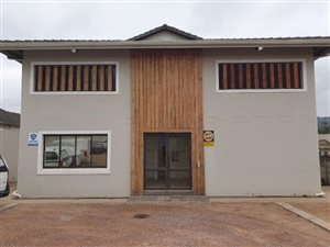 100 m² Commercial space in Manors
