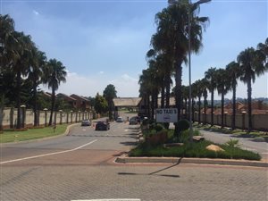 2 Bed Apartment in Mooikloof Ridge