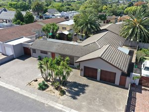3 Bed House in Stellenridge