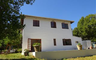 4 Bedroom House in Scott Estate