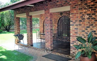 2.5 ha Farm in Glendonald AH