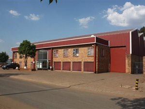 2046 m² Industrial space in Vanderbijlpark CE6
