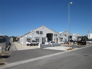 148 m² Industrial space in Airport Industria