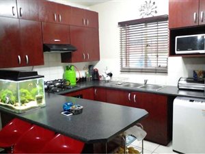 2 Bed Apartment in Chloorkop