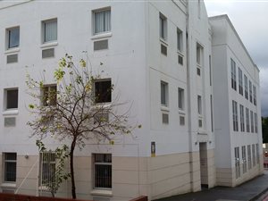 2218 m² Office Space in Paarl