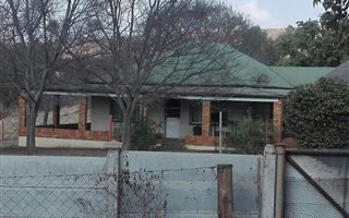 Commercial space in Waterval East