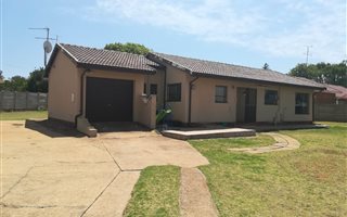 3 Bedroom House in Struisbult