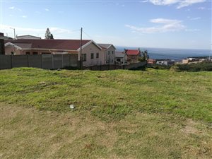 747 m² Land available in Fairview