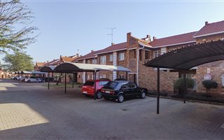 2 Bedroom Apartment in Clarina