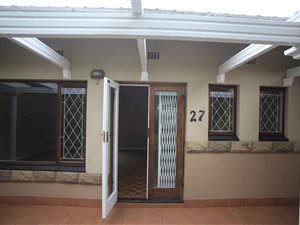 2 Bed Townhouse in Waterfall