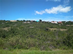 674 m² Land available in Hersham