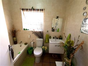 3 Bed House in Suideroord