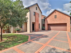 5 Bed House in Irene