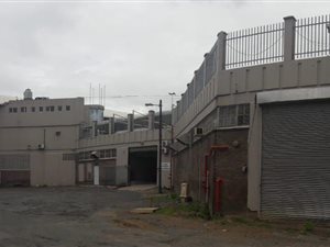 3372 m² Commercial space in Westridge